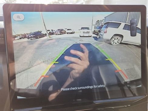 Used 2024 Ford Expedition XLT image 18