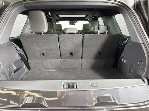 Used 2025 Ford Expedition Tremor AWD/4WD image 28