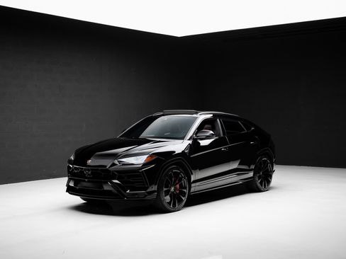Used 2019 Lamborghini Urus AWD/4WD image 4