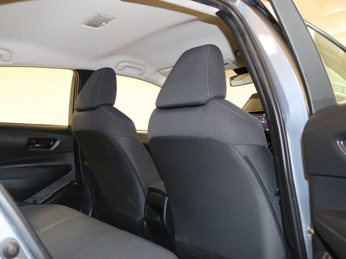 Used 2022 Toyota Corolla LE image 65