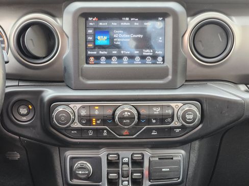 Used 2020 Jeep Gladiator Sport w/ Quick Order Package 24S image 25