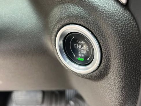 Used 2021 GMC Sierra 1500 SLT AWD/4WD image 21