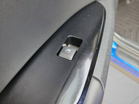 Used 2024 Kia Sportage EX FWD image 26