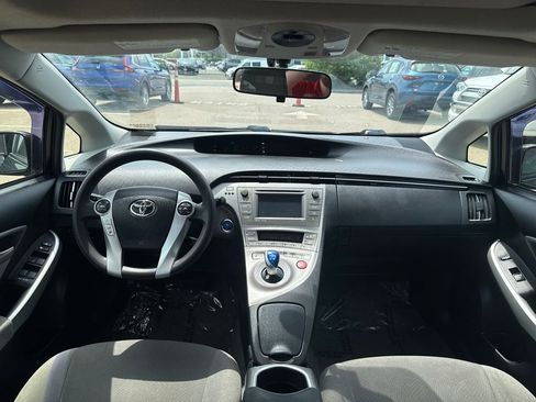 Used 2015 Toyota Prius Three w/ Solar Roof Package FWD image 11