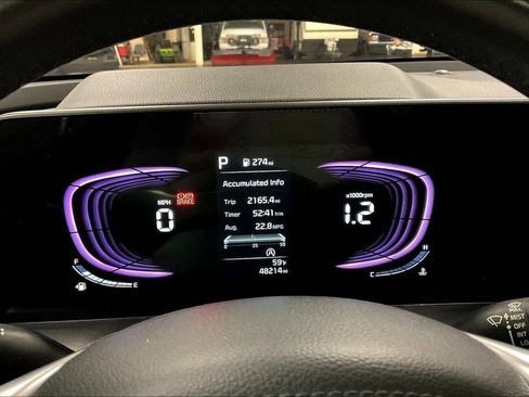 Used 2025 Kia Telluride S AWD/4WD image 19