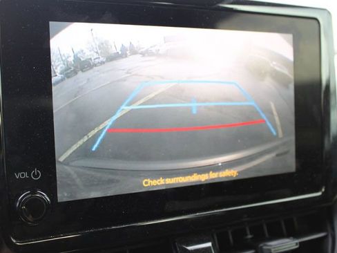 Used 2025 Toyota Corolla LE image 11