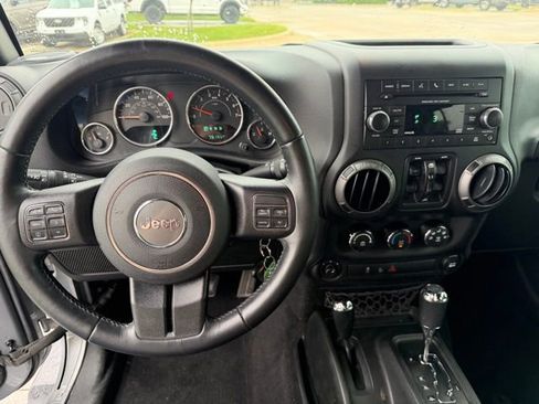 Used 2017 Jeep Wrangler Unlimited Sport w/ Quick Order Package 24S image 12