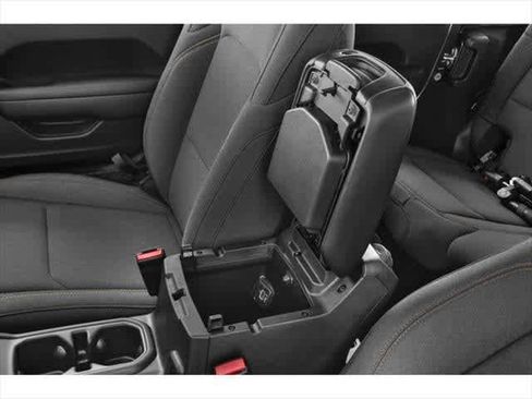 Used 2024 Jeep Wrangler Unlimited Sahara w/ Technology Group AWD/4WD image 13