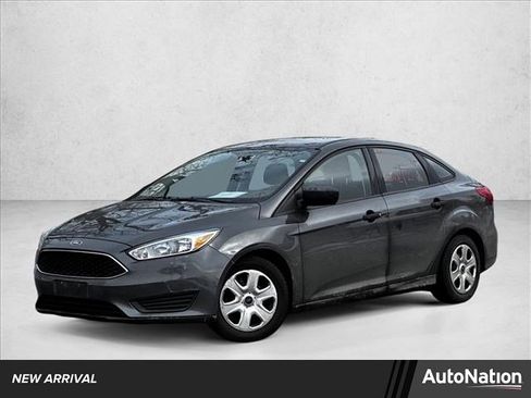 Used 2016 Ford Focus S image 1
