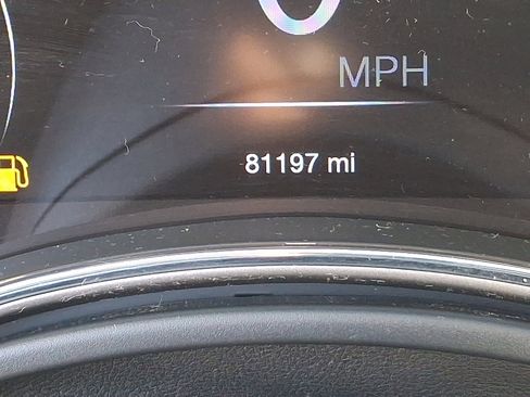 Used 2020 Jeep Grand Cherokee Limited AWD/4WD image 22