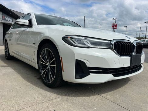 Used 2023 BMW 530e xDrive 530e iPerformance image 11