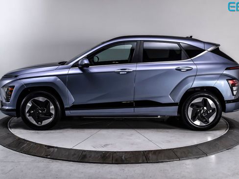 Used 2024 Hyundai Kona Limited FWD image 3