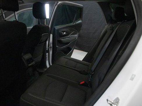 Used 2024 GMC Terrain SLE image 20