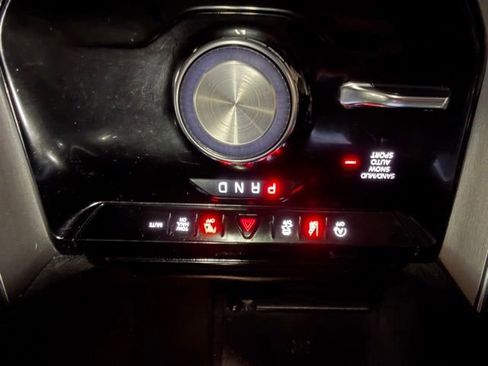 Used 2024 Jeep Wagoneer Series II image 49