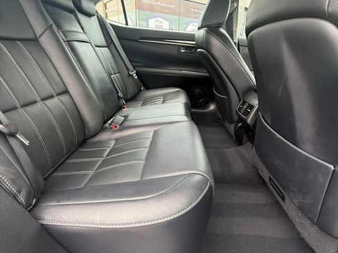 Used 2018 Lexus ES 350 w/ Luxury Package w/Wood Trim FWD image 43