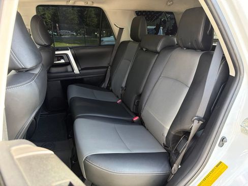 Used 2024 Toyota 4Runner SR5 Premium w/ Moonroof Package AWD/4WD image 20