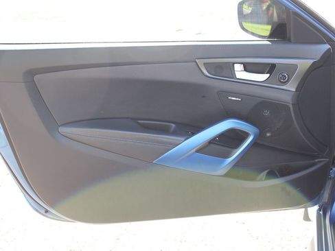 Used 2016 Hyundai Veloster Rally Edition image 12