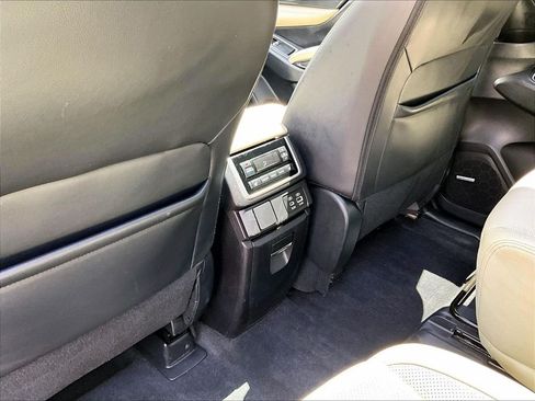 Used 2023 Subaru Ascent Limited w/ Technology Package AWD/4WD image 22