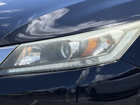 Used 2013 Honda Accord LX image 5