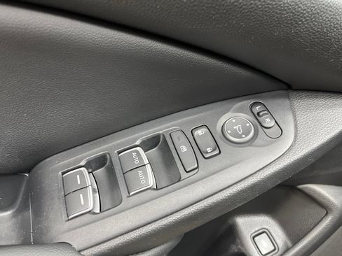Used 2022 Honda Accord Sport image 29