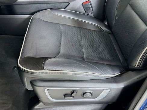 Used 2024 RAM 1500 Laramie image 21