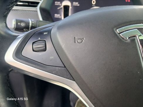 Used 2017 Tesla Model X 100D image 30