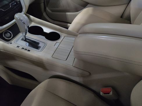 Used 2016 Nissan Murano SV FWD image 26