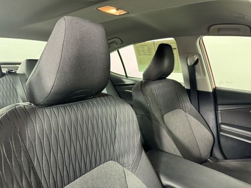 Used 2025 Toyota Camry LE image 32