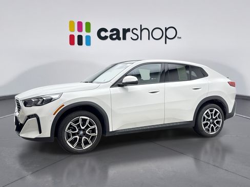 Used 2026 BMW X2 xDrive28i AWD/4WD image 1