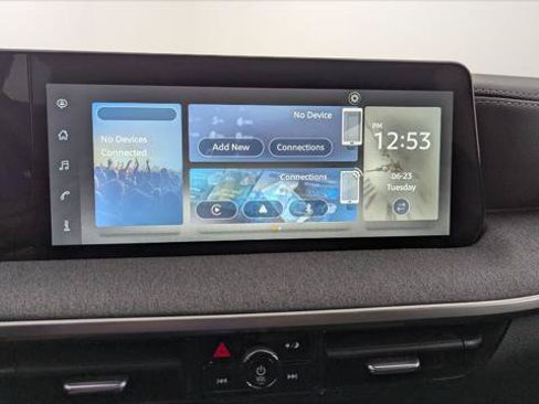 Used 2025 Nissan Kicks SV AWD/4WD image 26