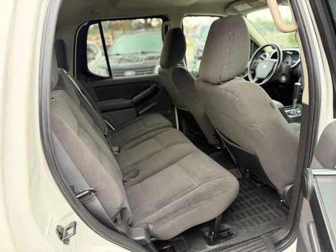 Used 2009 Ford Explorer Sport Trac XLT image 22