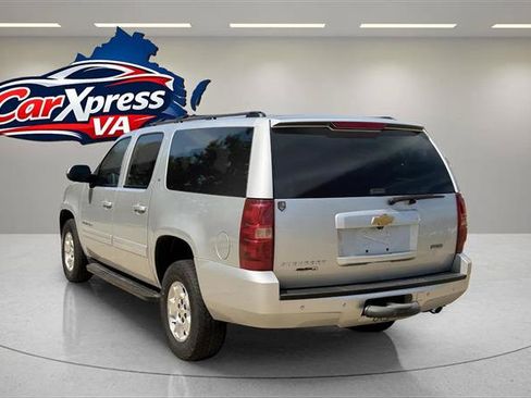Used 2013 Chevrolet Suburban LT AWD/4WD image 22