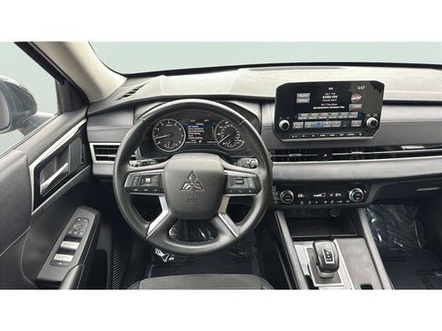 Used 2024 Mitsubishi Outlander Ralliart AWD/4WD image 23