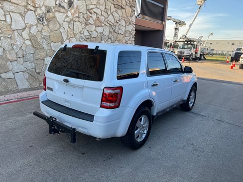 Used 2012 Ford Escape XLS FWD image 5