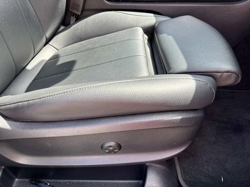 Used 2021 Mercedes-Benz GLB 250 image 11