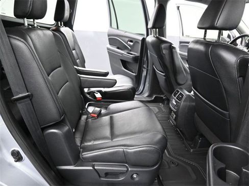 Used 2018 Honda Pilot Elite image 10
