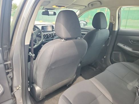 Used 2024 Nissan Sentra S FWD image 9