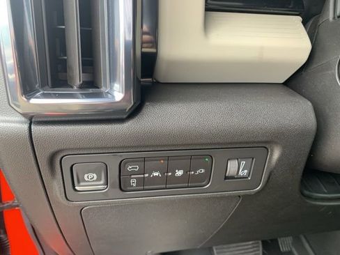 New 2026 GMC Hummer EV SUV image 18