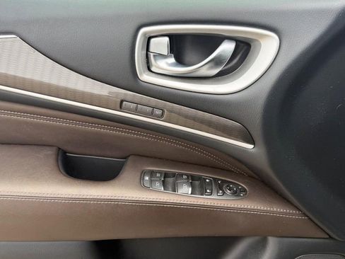 Used 2020 INFINITI QX60 Luxe w/ Essential Package image 29