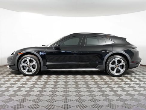 Certified 2024 Porsche Taycan 4 Cross Turismo AWD/4WD image 2