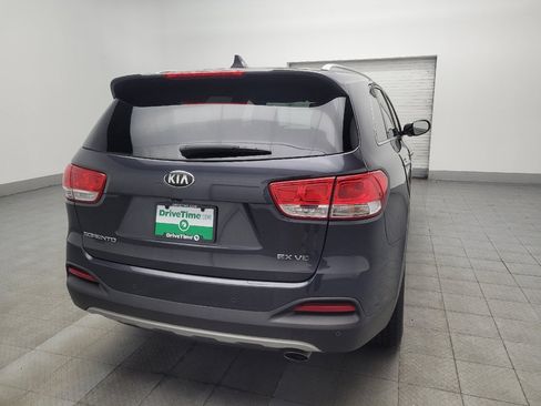 Used 2017 Kia Sorento EX w/ EX V6 Premium Package FWD image 7