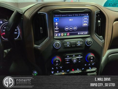 Used 2020 Chevrolet Silverado 2500 High Country w/ Safety Package II AWD/4WD image 18