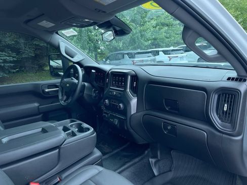 Used 2025 Chevrolet Silverado 2500 W/T w/ Snow Plow Prep/Camper Package AWD/4WD image 25