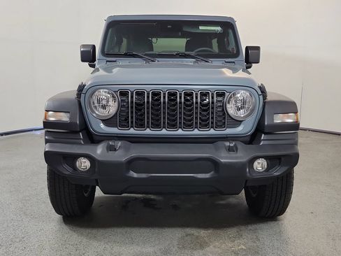 Used 2024 Jeep Wrangler Unlimited Sport AWD/4WD image 2