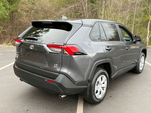 Used 2024 Toyota RAV4 LE image 5