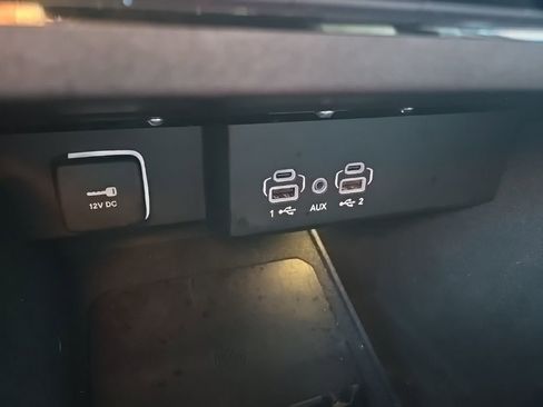 Used 2024 Jeep Wagoneer Series II AWD/4WD image 63