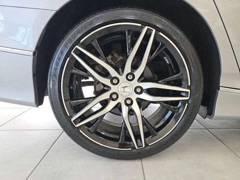 Used 2021 Honda Accord Touring image 12