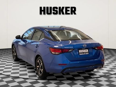 Used 2025 Nissan Sentra SV FWD image 5
