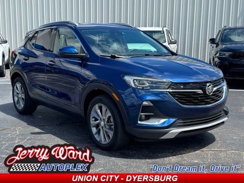 Used 2023 Buick Encore GX Essence w/ Experience Buick Package FWD image 1