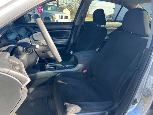 Used 2010 Honda Accord EX image 12